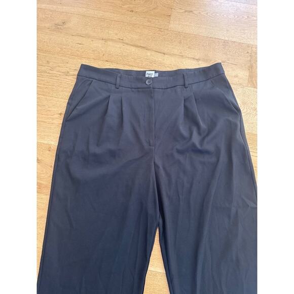 Princess Polly Pleat Waist Straight Leg Pants in Black - Picture 2 of 5